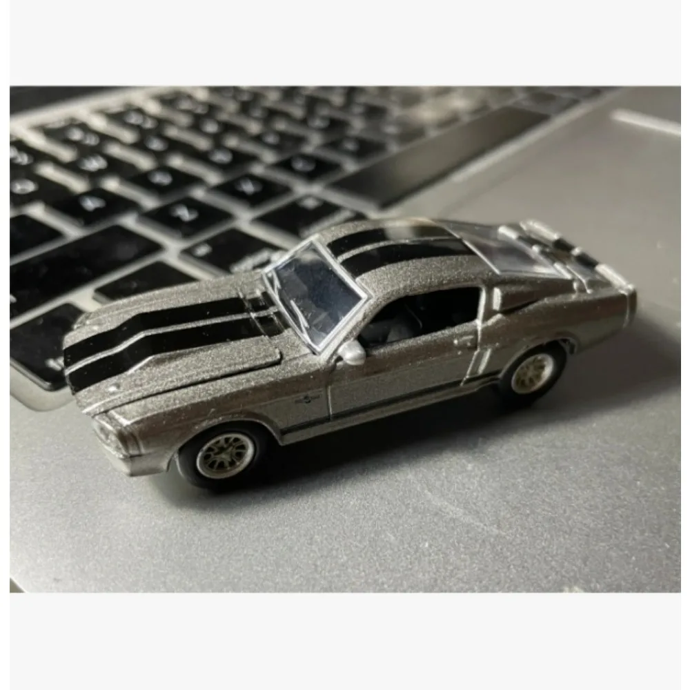 GreenLight 1:64 1967, изготовл – обзор и цена Model Kit Mustang
